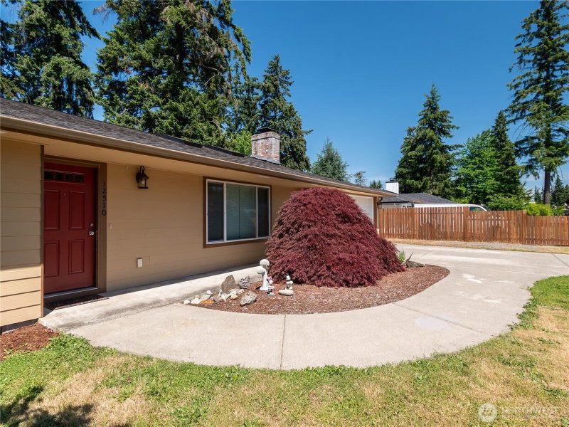 12510 109th Avenue Ct E photo 2