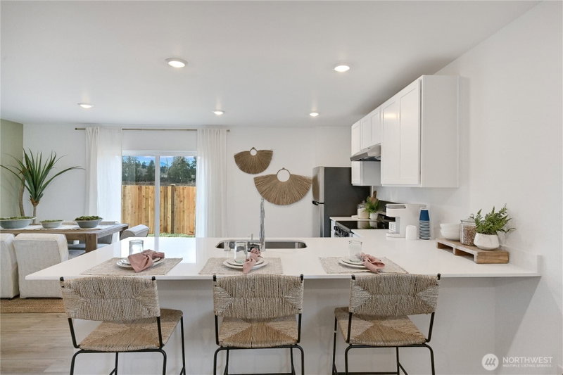 55 Moonshadow Lane photo 2