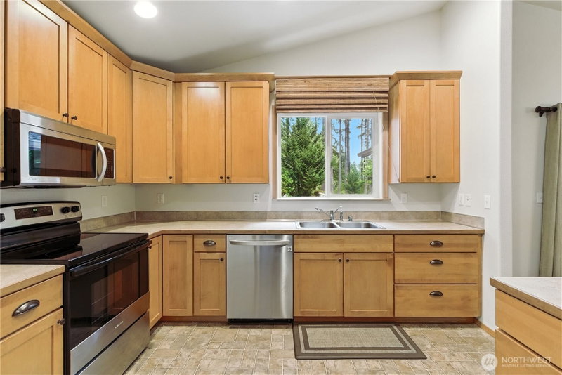 30 E Ballycastle Way photo 2