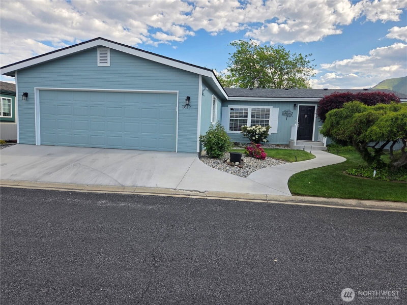 1819 Heritage Drive photo 6