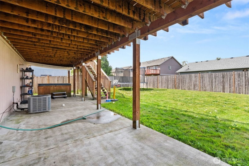 8425 201st Street E photo 28
