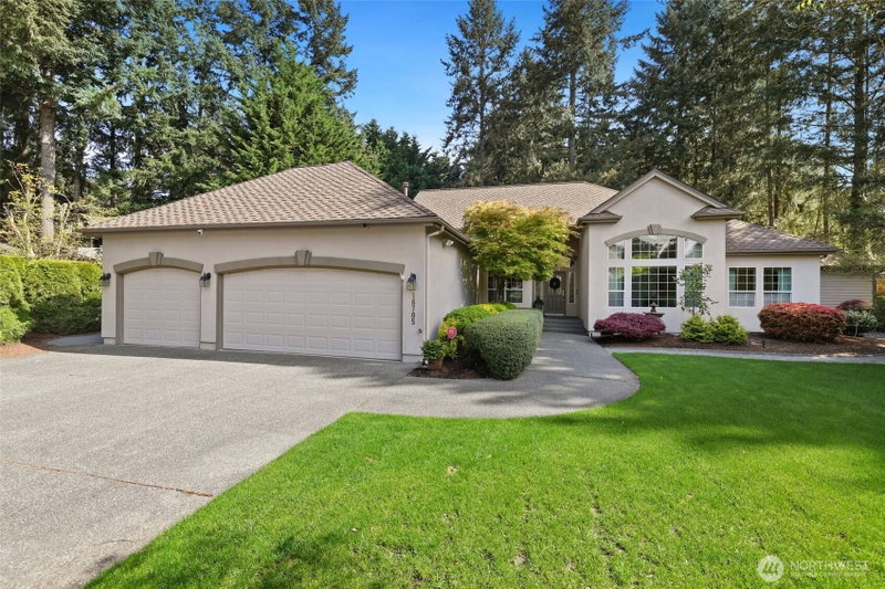 16705 89th Avenue E photo 1