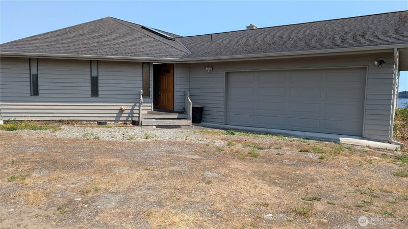 740 Dunbar Street photo 2
