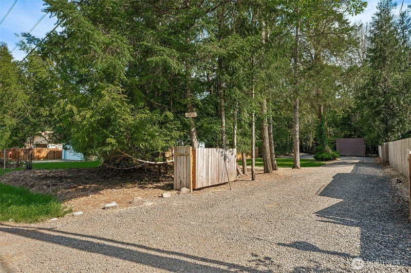 1730 Island Drive NW photo 2