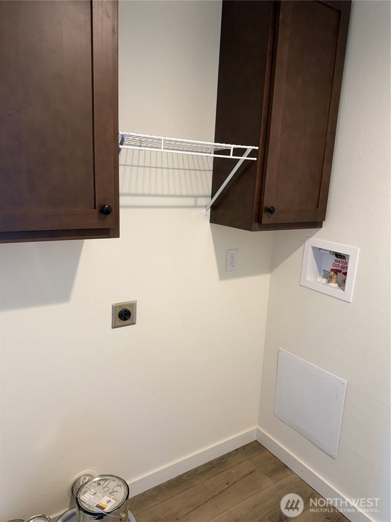 402 Maple Avenue #10 photo 16