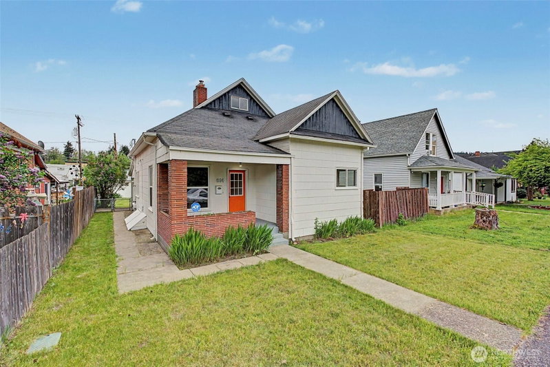 614 N Pearl Street photo 2