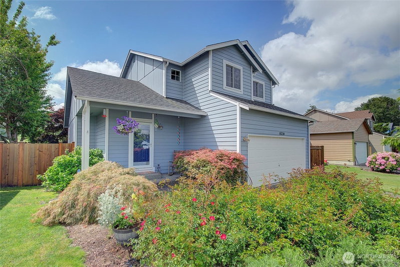 16204 93rd Street E photo 2