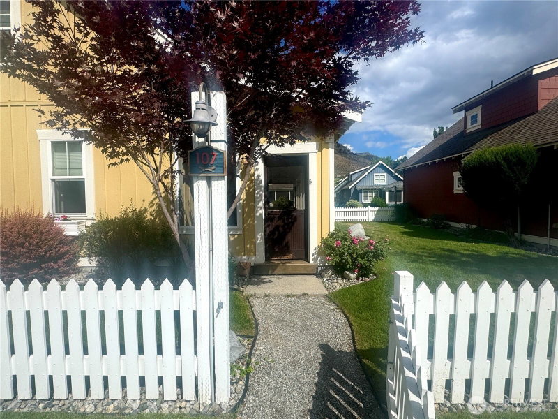 107 Barefoot Lane photo 2