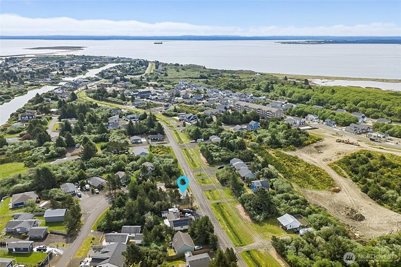 300 Marine View Drive SW photo 39