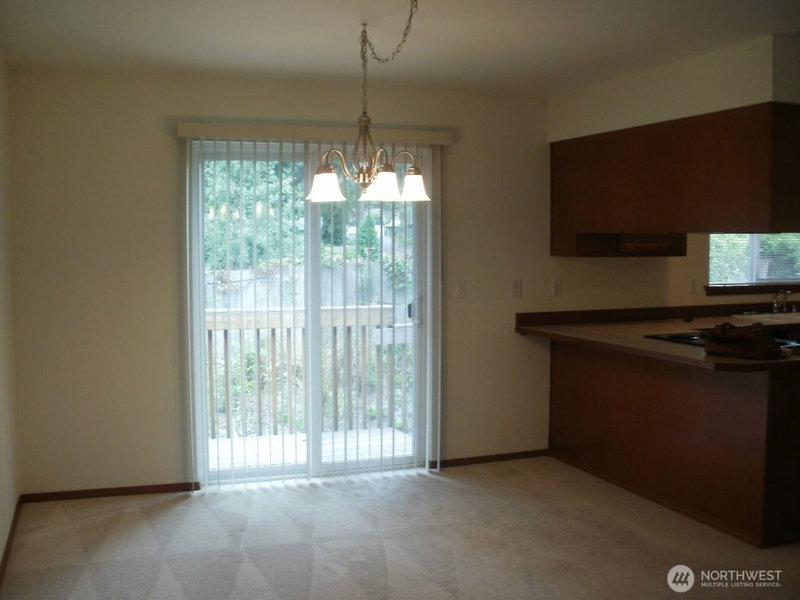 7229 Vandermark Road E photo 2