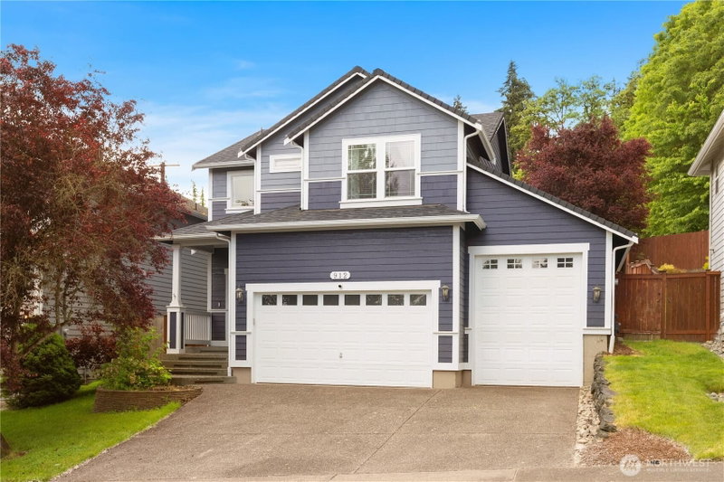 912 25th Avenue SW photo 2