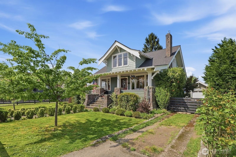 2249 Griffin Avenue photo 2