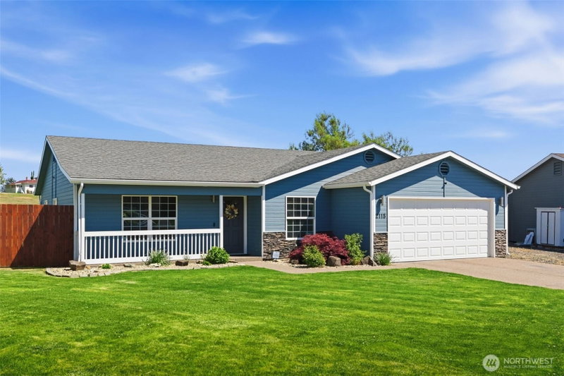 2115 S 68th Avenue photo 2