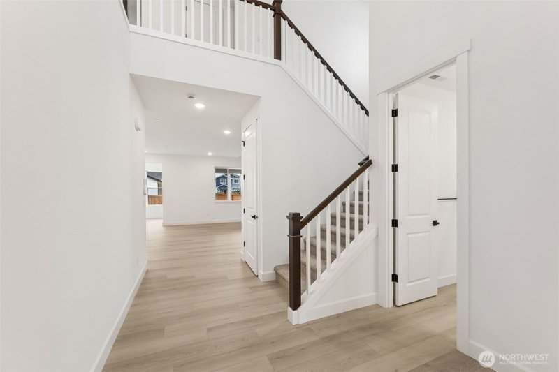 13911 180TH Street E #37 photo 2