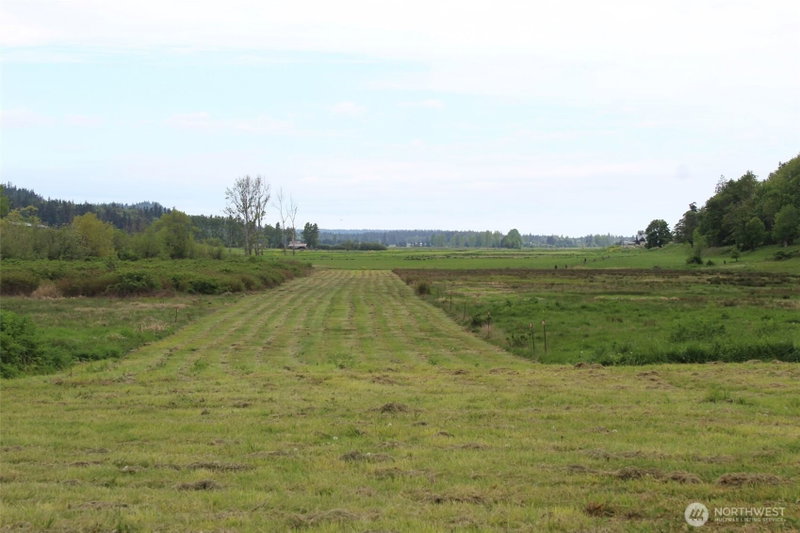 2600 Center Valley Road photo 2
