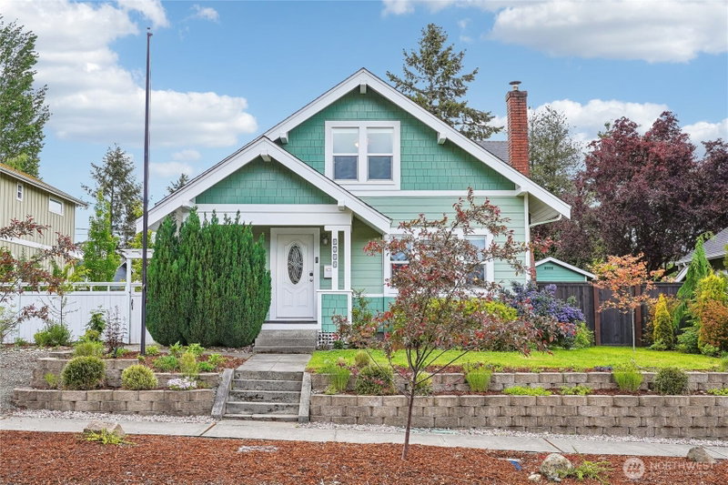 3632 N Huson Street photo 2