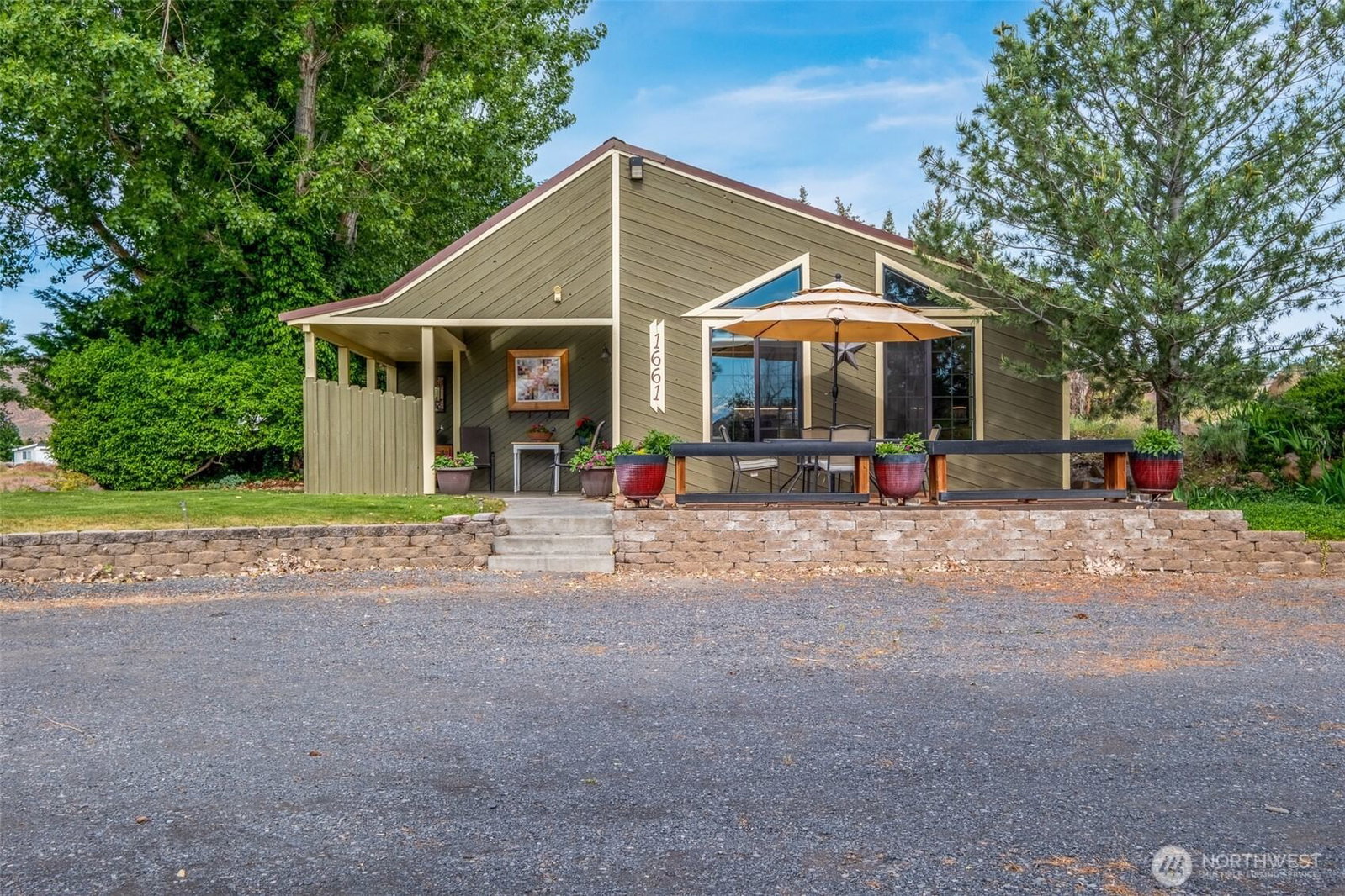 建物 RoadWalker 16612 Brooklane Blvd, Northville, MI 48168 | Zillow