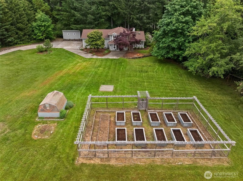 9922 132nd Street NW photo 1
