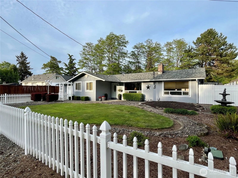 14415 Golden Given Road E photo 2