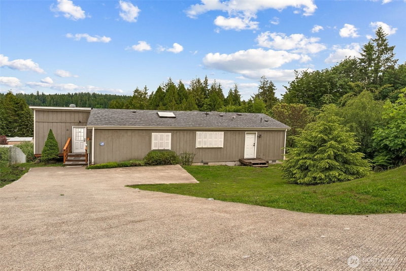 81 E Sea Breeze Drive photo 34