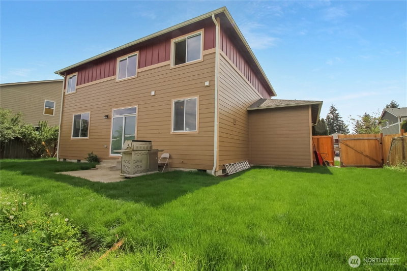 9815 198th Street E photo 28