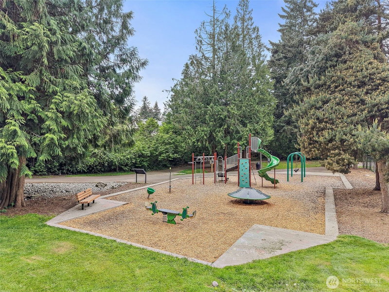5518 Highland Drive SE photo 35