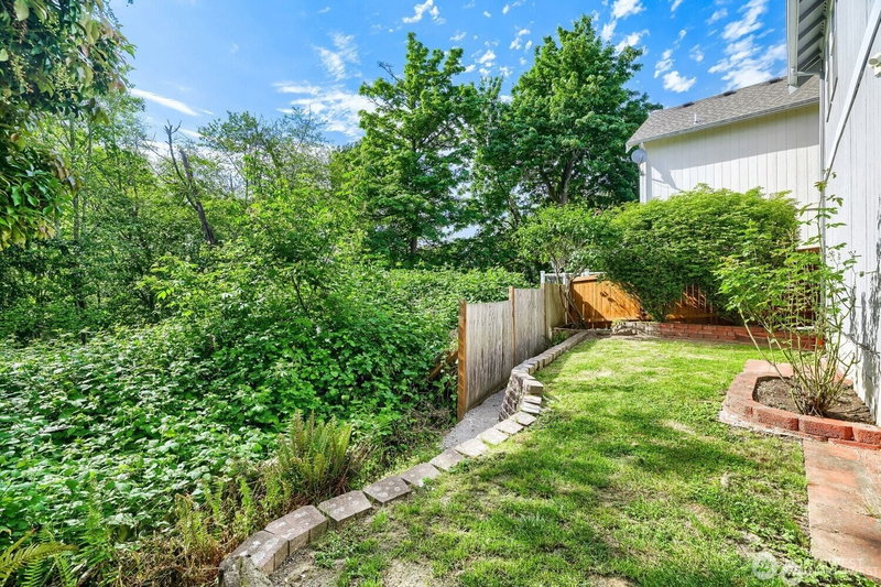 1832 82nd Avenue NE photo 15
