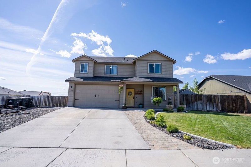 3624 W Wapato Road photo 1