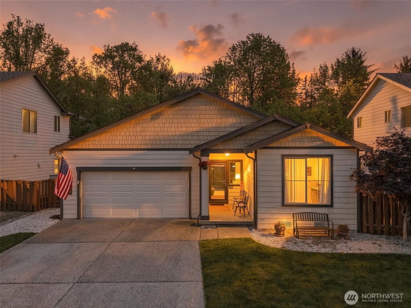 386 Partlon Street photo 1