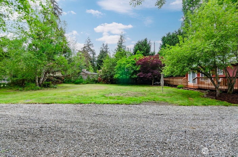17631 Old Barn Road SE photo 38