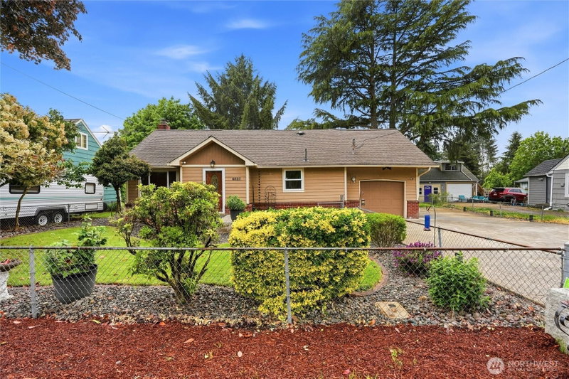 4621 Ohio Street photo 2