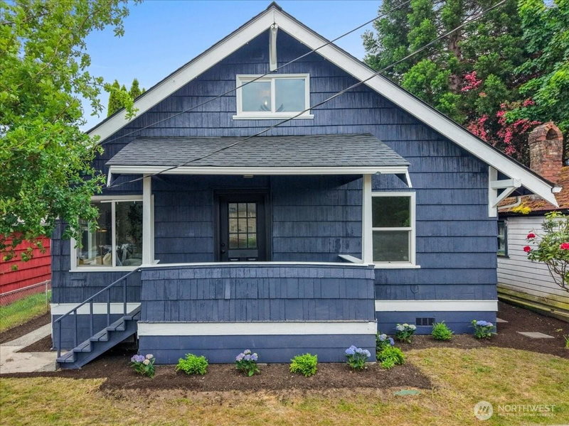 810 Veneta Avenue photo 1