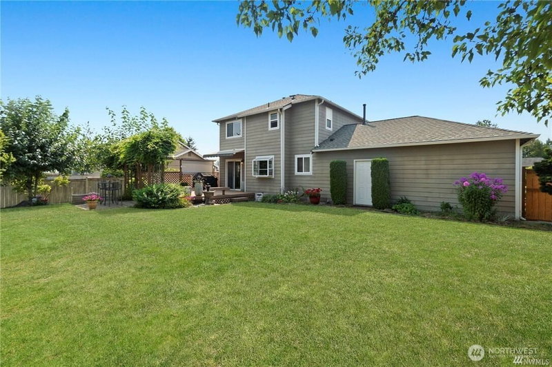 15715 42nd Avenue Ct E photo 2