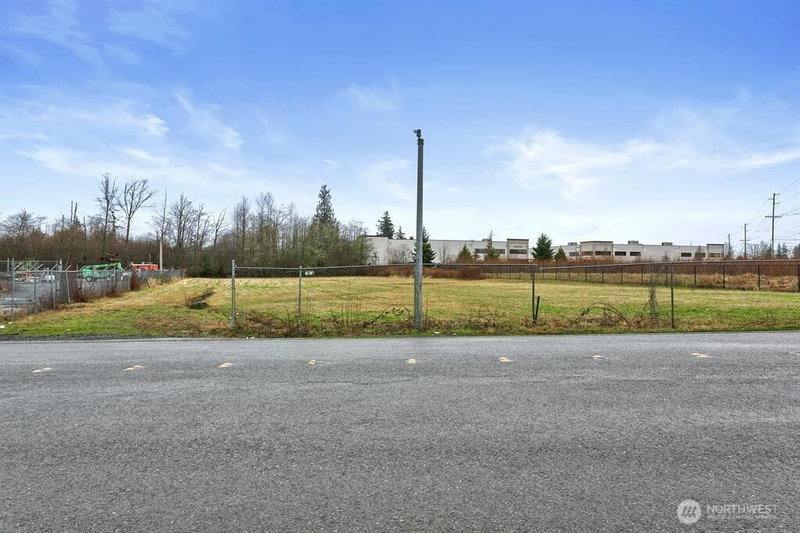 2826 Center Road photo 5