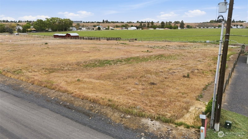0 Lot 2 Redmond Road NE photo 2