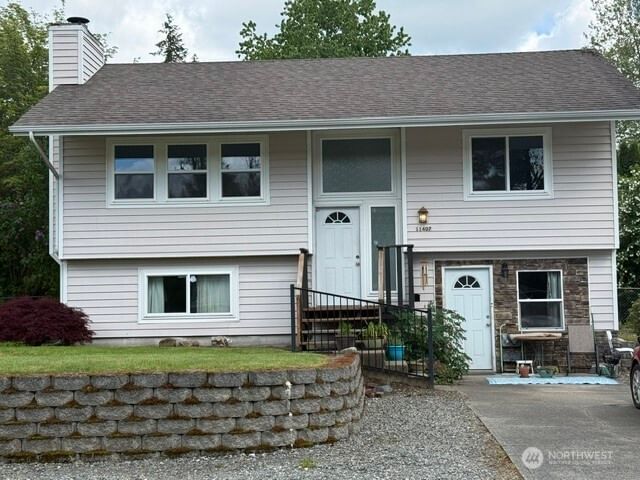 11407 240th Avenue Ct E photo 1