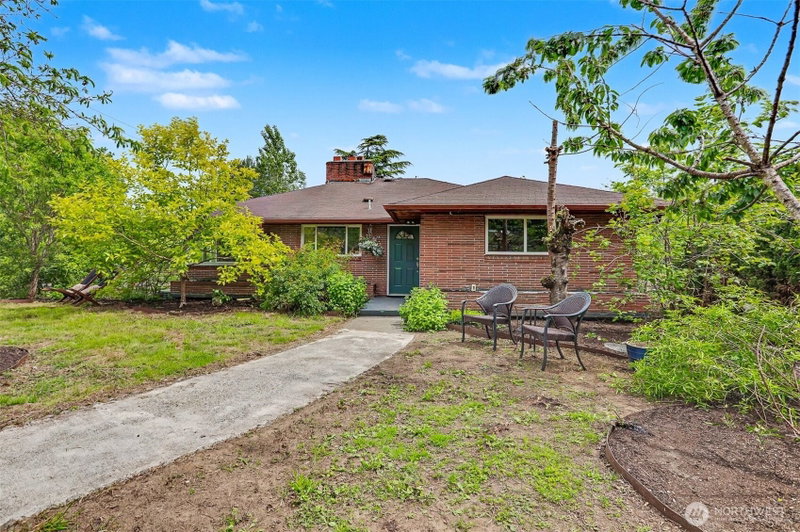 15206 40th Avenue S photo 2