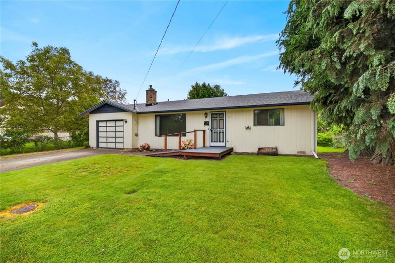 113 N Hawthorne Street photo 40