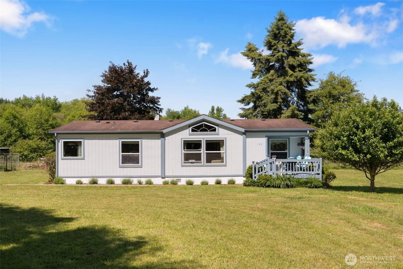 172 Topelt Road photo 1