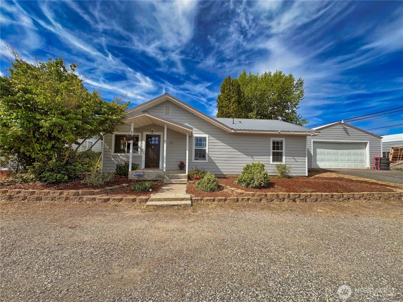 111 Washington Place photo 1