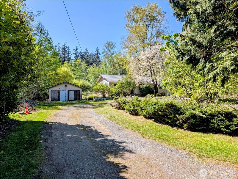 511 S Beach Road photo 2