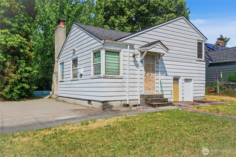 6422 28th Avenue S photo 2