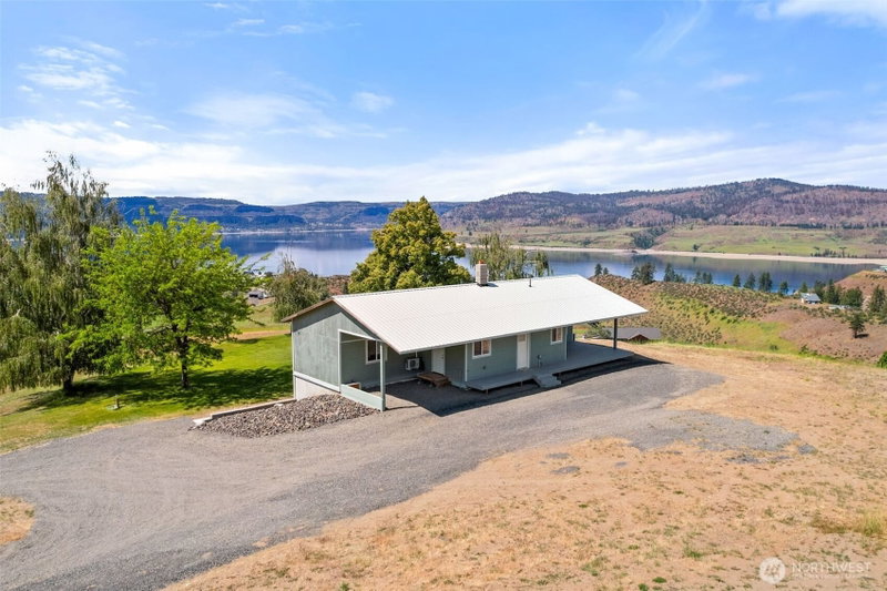 40831 Miles Creston Drive photo 1