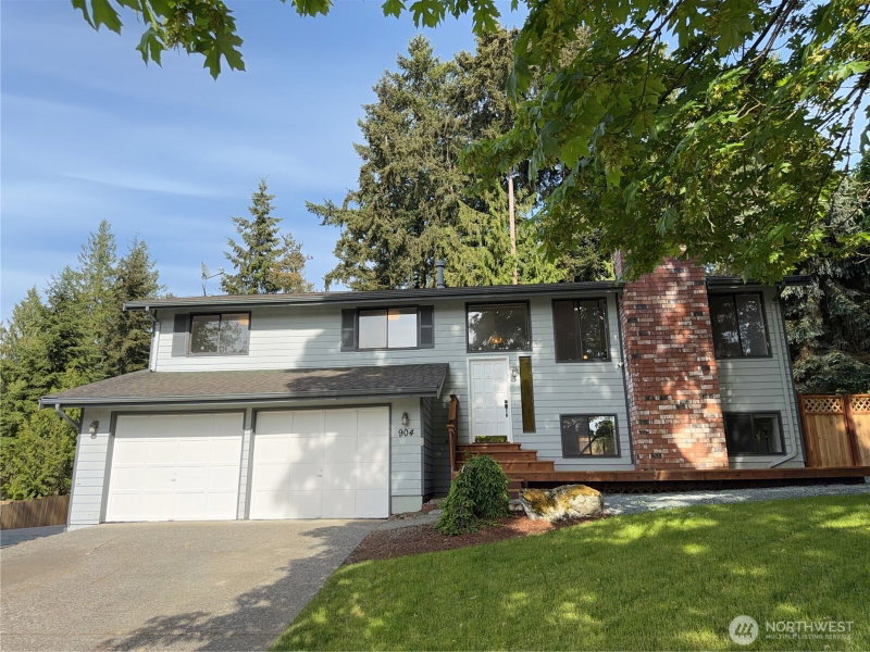 904 N Waugh Road photo 40