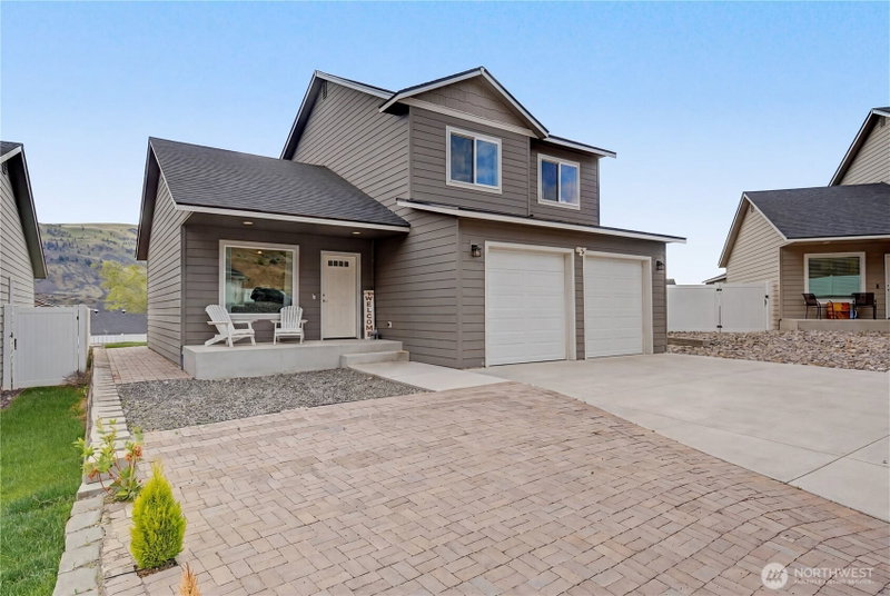 116 George Loop photo 2