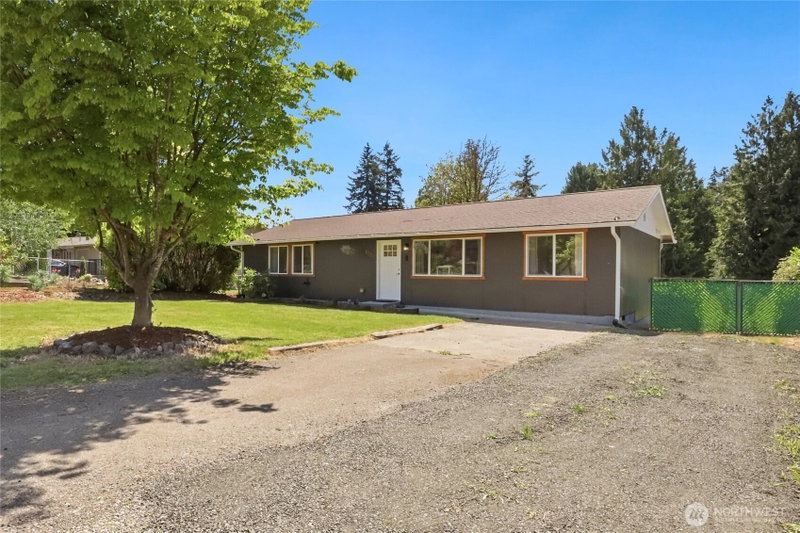 6521 194th Avenue E photo 2