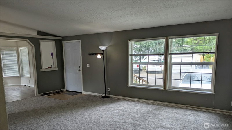 14206 124th Street Ct E photo 2