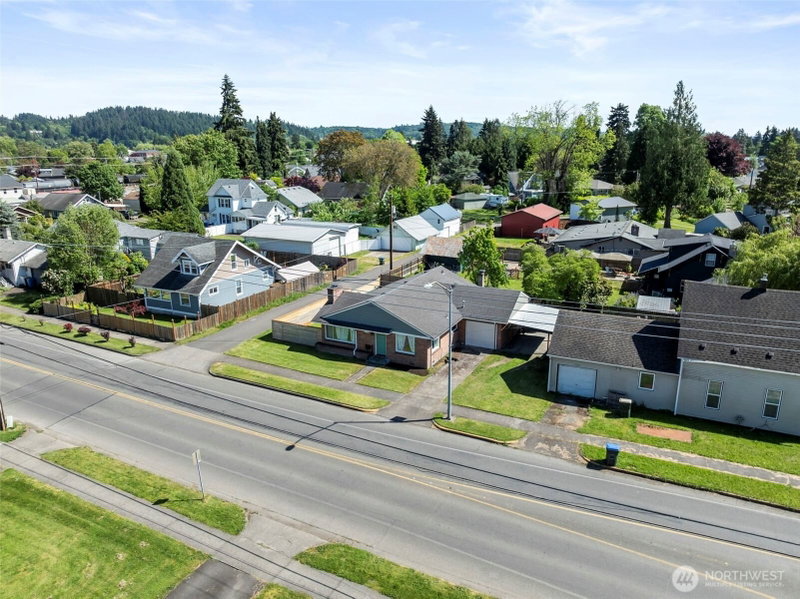1116 W 1st Street photo 39