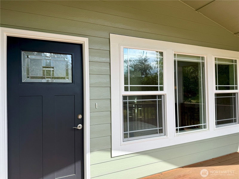 335 N Wynoochee Drive SW photo 2