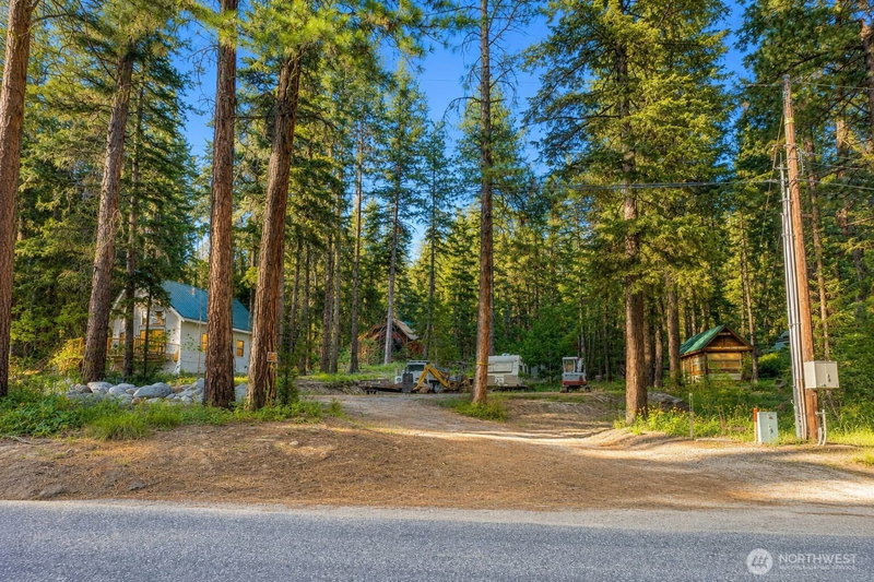 21606 Camp 12 Road photo 1